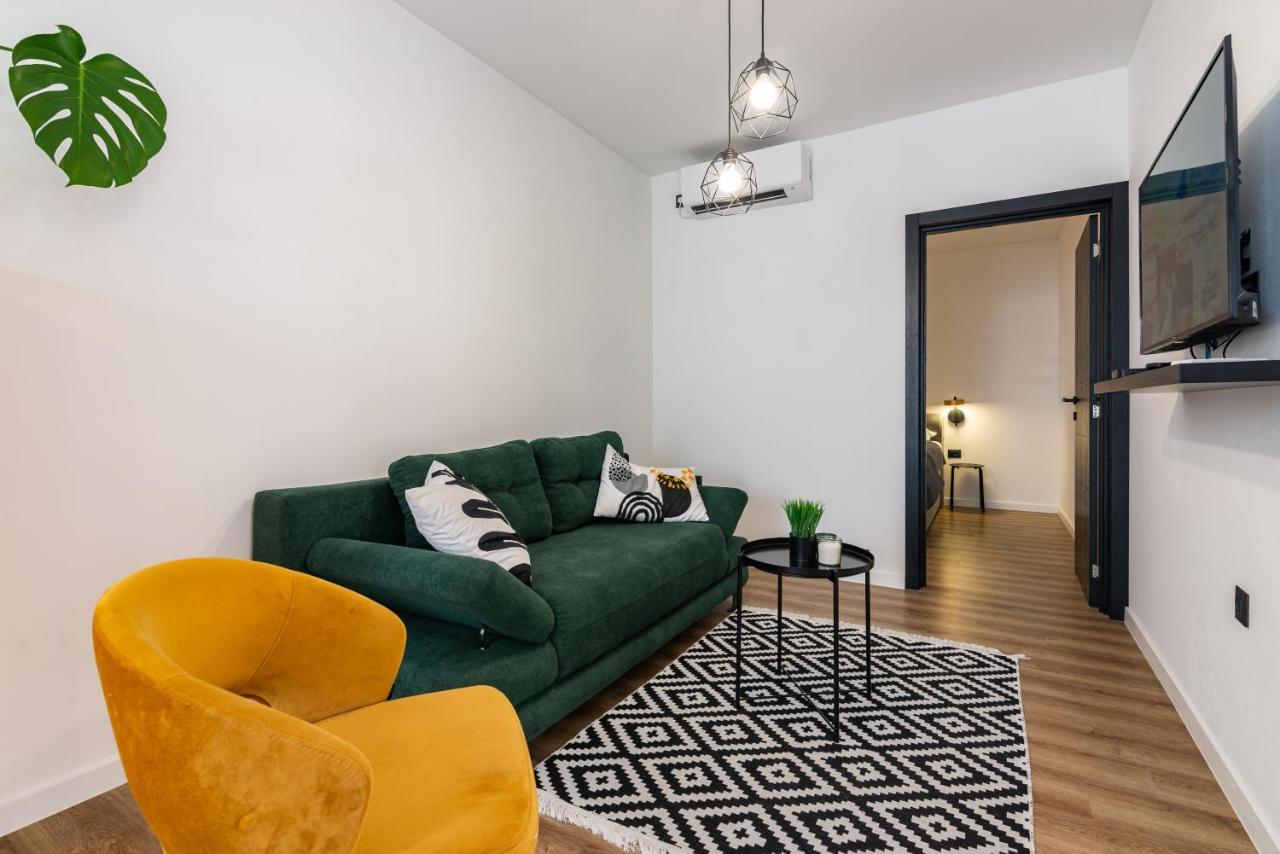 Apartman Laura Rijeka Exteriör bild